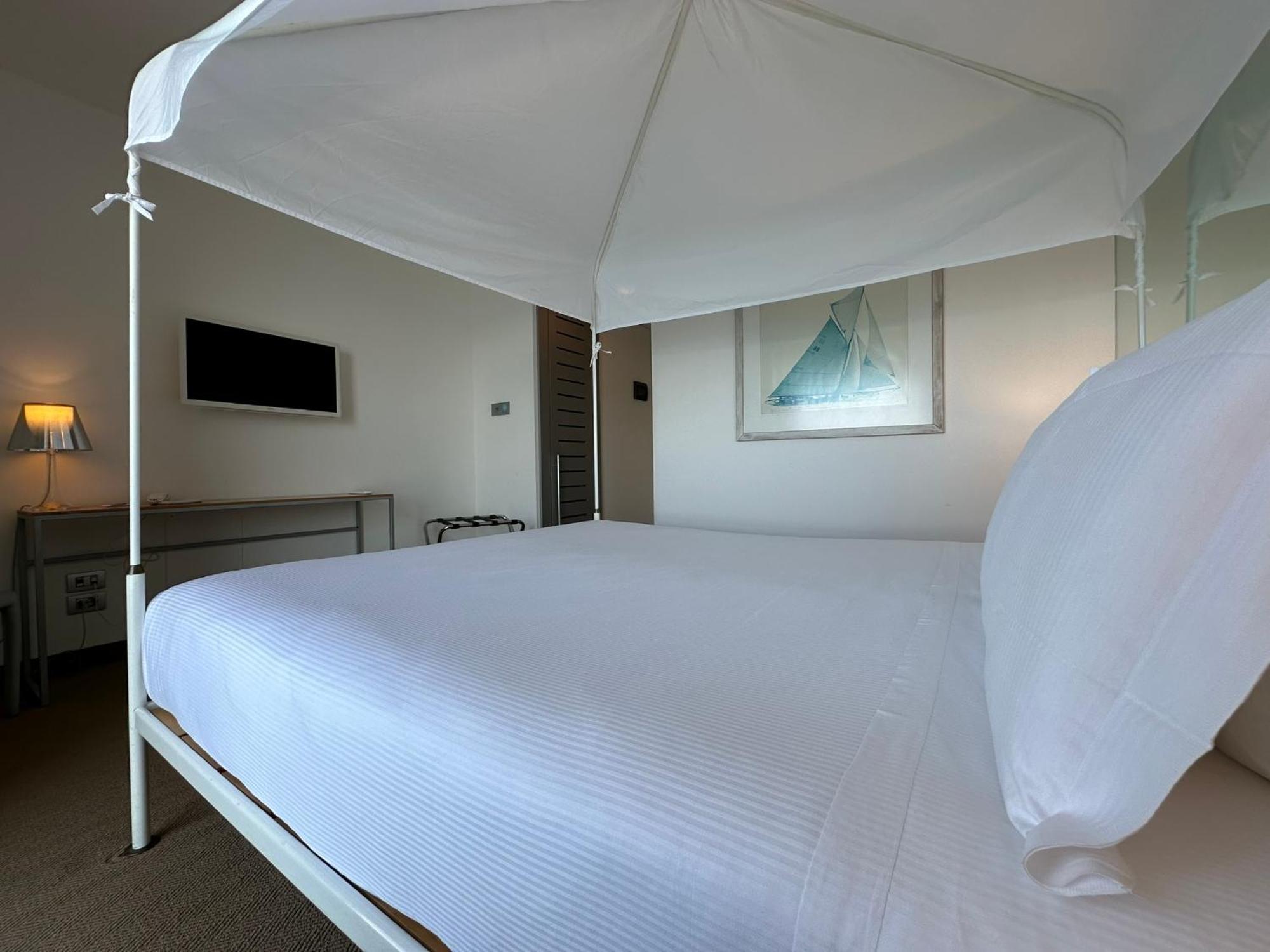 Hotel Miramare - Adults Only ترييستي المظهر الخارجي الصورة