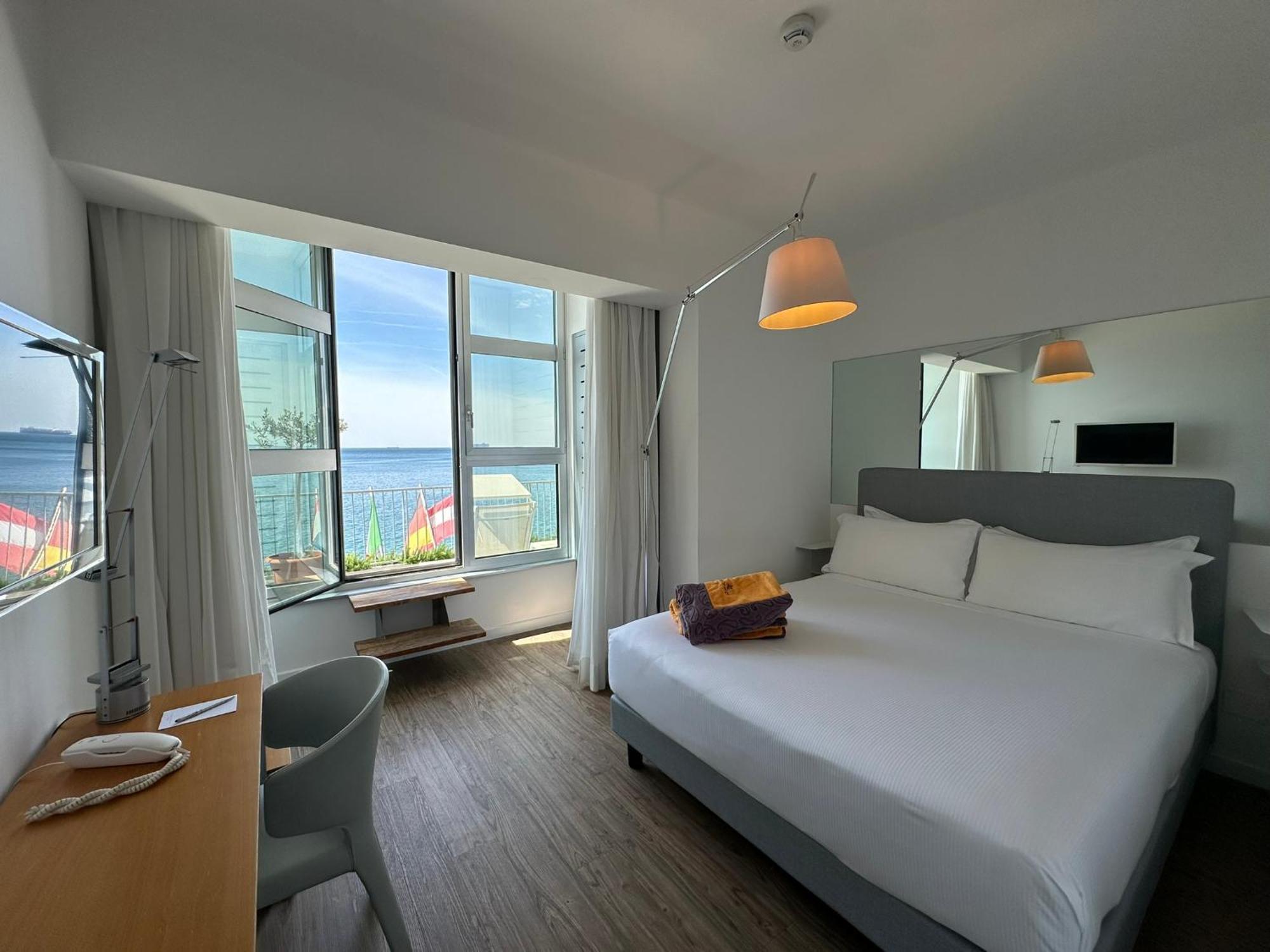 Hotel Miramare - Adults Only ترييستي المظهر الخارجي الصورة